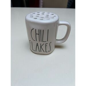 Rae Dunn Chili Flakes Shaker